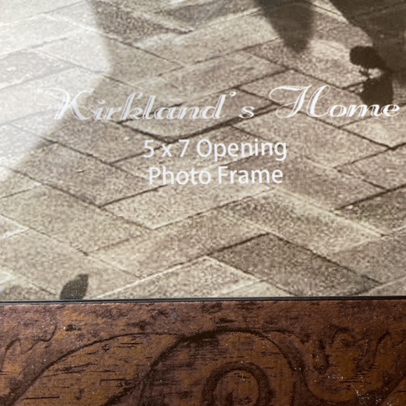 NWT - Kirkland’s 5x7 inch Frame - Picture 3 of 6